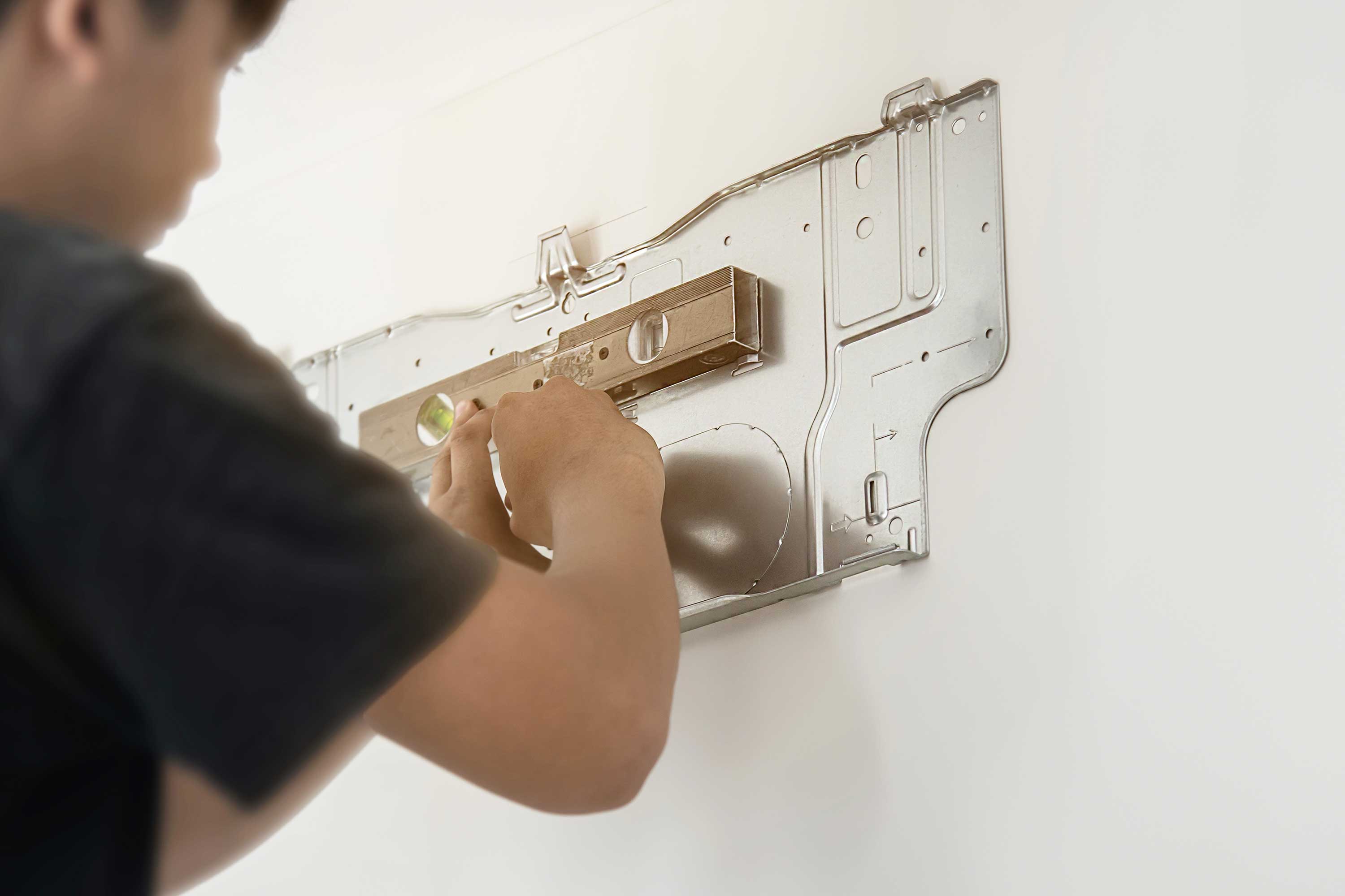 Hanging and Installation Services in London